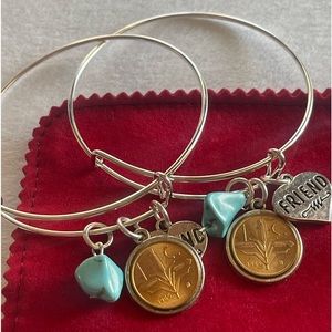 Gorgeous unique Friendship bangle bracelet